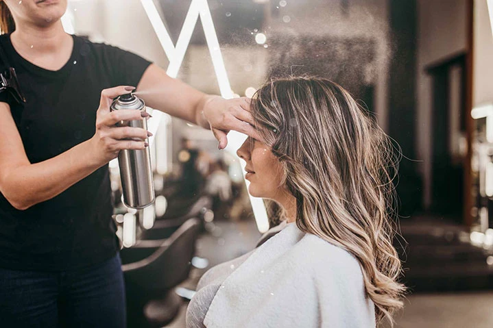 J.R.J.( BLISS COIFFEUR STYLISTE) - Soin visage, teint et lèvres